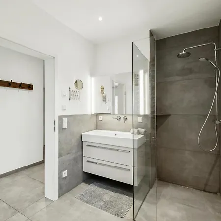 Apartment 2 Bedroom Stunning In Attendorn